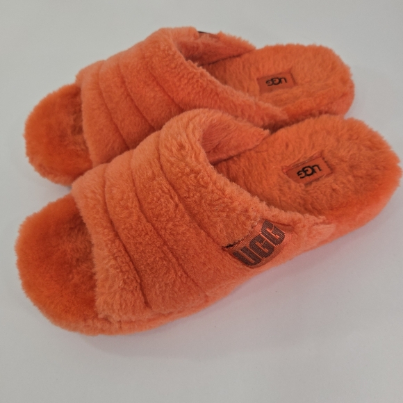 UGG slippers - Picture 10 of 13